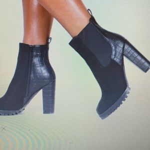 Boohoo Black Boot Size 10